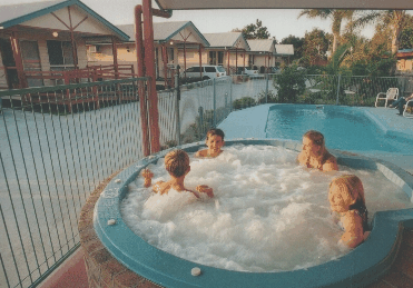 Dolphin Sands Holiday Cabins - Accommodation Directory