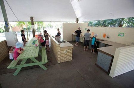 Bonny Hills Caravan Park - Accommodation Directory 0