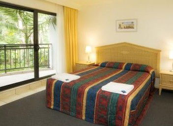 Flynns Beach Resort - Accommodation Directory 2