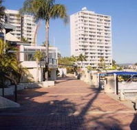 Moorings On Cavill - Accommodation Directory