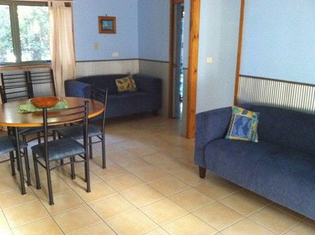 O'Carrollyns At One Mile Beach - Accommodation Directory 5
