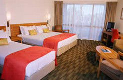 Quality Hotel Mermaid Waters - Accommodation Directory 4