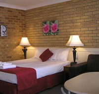 Blue Violet Motor Inn - Accommodation Directory