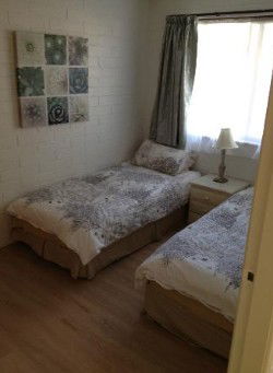 Aquarius Holiday Apartments - Accommodation Directory 1