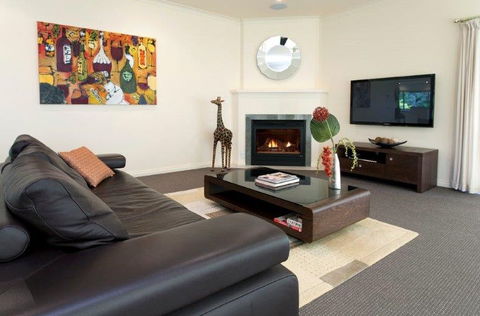 Arthurs Views - Bed & Breakfast Retreat - Accommodation Directory 4