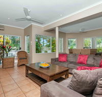 The Villas Palm Cove - Accommodation Directory