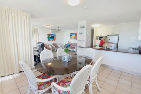 Windward Apartments - Accommodation Directory 2