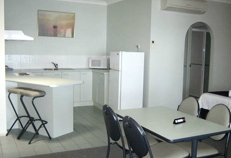 Moby Dick Waterfront Resort Motel - Accommodation Directory 0