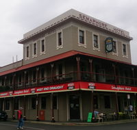 Semaphore Hotel - Accommodation Directory