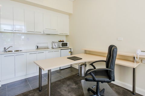 Belconnen Way Motel And Serviced Apartments - Accommodation Directory 4