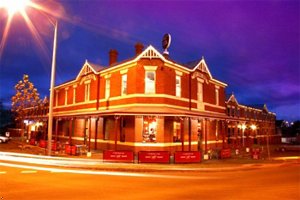 Best Western Lake Inn - Accommodation Directory 0
