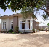 Driftwood Beach Cottage - Accommodation Directory