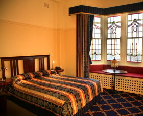 The Carrington Hotel - Accommodation Directory 0