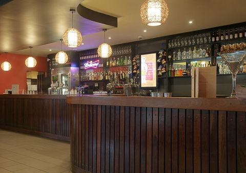 Hawthorn Hotel - Accommodation Directory 0