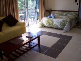 Cardwell Beach Motel - Accommodation Directory 0