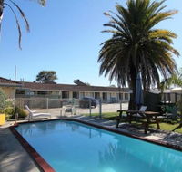 Albatross Motor Inn - Accommodation Directory