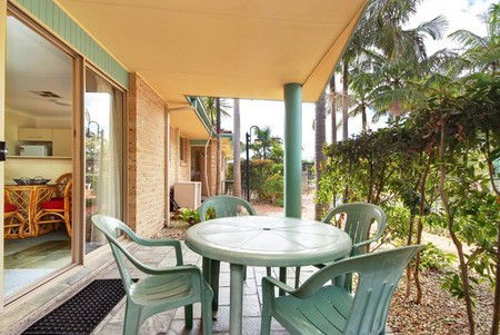Beaches Serviced Apartments - Accommodation Directory 4
