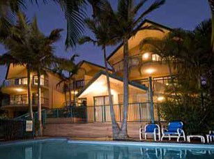 Karana Palms Resort - Accommodation Directory 0