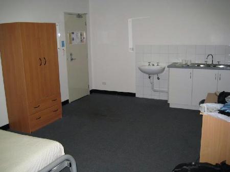 Adelaide Central YHA - Accommodation Directory 5