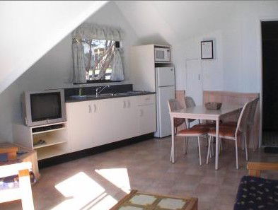 Merimbula Beach Cabins - Accommodation Directory 4