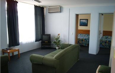 Haven Waters Motel And Suites - Accommodation Directory 4