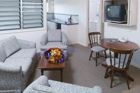 Hotel Cavalier - Accommodation Directory 3