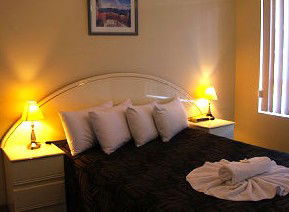 Chevron Palms - Accommodation Directory 1