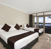 Waters Edge Country Comfort - Accommodation Directory