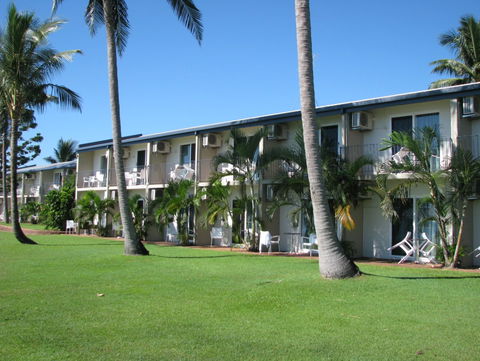 Cardwell Beachcomber Motel & Tourist Park - Accommodation Directory 2