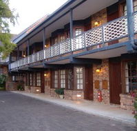 Montville Mountain Inn - Accommodation Directory