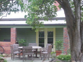Bell Cottage - Accommodation Directory 0