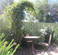 Robyn's Nest Country Cottages - Accommodation Directory