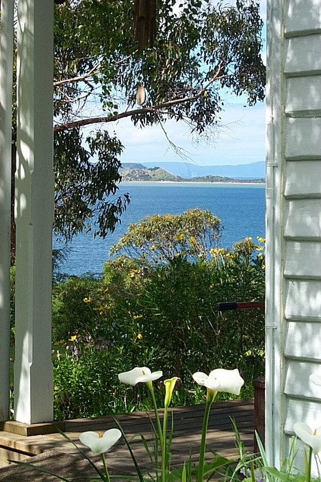 VARUNA - Accommodation Directory 1