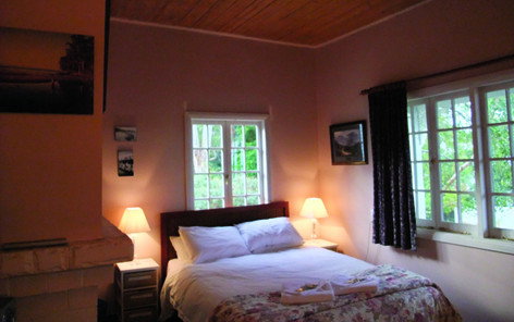 VARUNA - Accommodation Directory 5