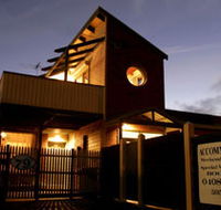 Black Dolphin Luxury Accommodation - Accommodation Directory