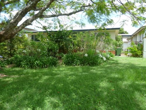 Eastern Heights QLD Accommodation Directory