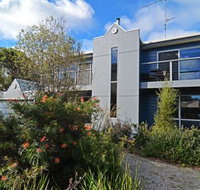 Barrakee Beach House - Accommodation Directory