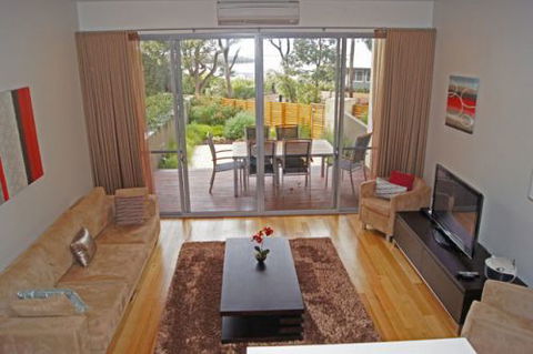 Seine Bay Apartments - Accommodation Directory 4