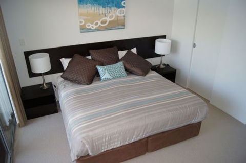 Seine Bay Apartments - Accommodation Directory 6