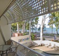 On Palm Cove Beachfront Apartments - Accommodation Directory