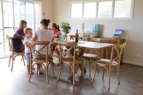 Coral Sands Luxury Beach House - Accommodation Directory 3