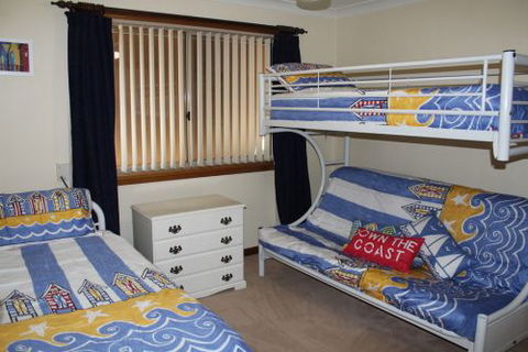 Tomakin Beach House - Accommodation Directory 4