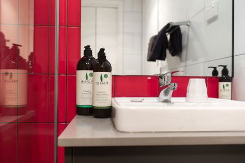 One Of A Kind Apartments - Accommodation Directory 8