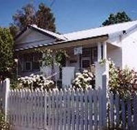 Crabapple Cottage - Accommodation Directory