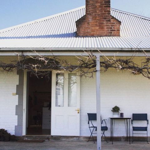 Old Schoolhouse Milton - Accommodation Directory 0