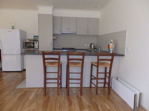 CENTREPOINT UNITS - HEIDELBERG - Accommodation Directory 8