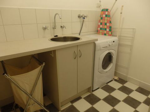 CENTREPOINT UNITS - HEIDELBERG - Accommodation Directory 9