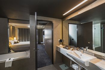 PARKROYAL Darling Harbour, Sydney - Accommodation Directory 13