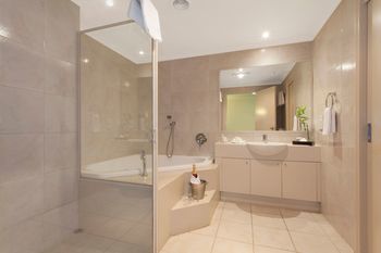 Melbourne Metropole Central - Accommodation Directory 6