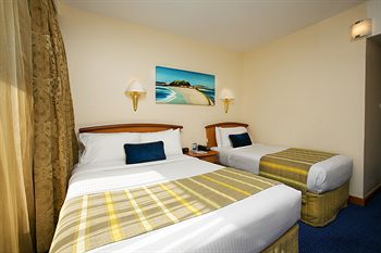 Quality Hotel NOAH'S On The Beach - Accommodation Directory 4